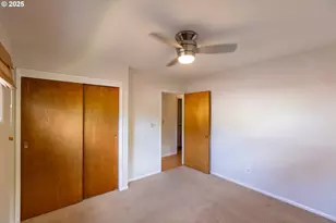 1379 Tucker Rd, Hood River, OR 97031 - Photo 41