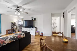 350 SE Park St, Winston, OR 97496 - Photo 3