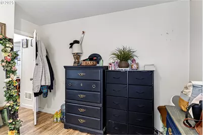 350 SE Park St, Winston, OR 97496 - Photo 11