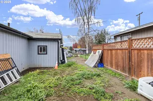 350 SE Park St, Winston, OR 97496 - Photo 23