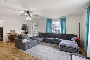 350 SE Park St, Winston, OR 97496 - Photo 5