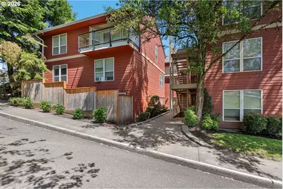 1033 SW Gibbs St #105, Portland, OR 97239 - Photo 1