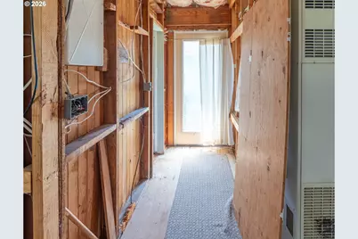 1019 N Franklin St, Seaside, OR 97138 - Photo 5