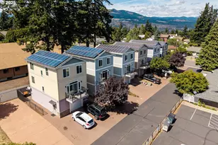 1534 Solar Ln, Hood River, OR 97031 - Photo 3