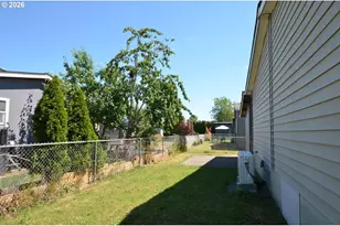 1699 N Terry St, Eugene, OR 97402 - Photo 37
