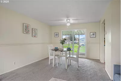 2010 Primrose St, Eugene, OR 97402 - Photo 13