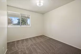 2010 Primrose St, Eugene, OR 97402 - Photo 31