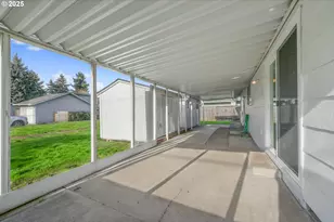 2010 Primrose St, Eugene, OR 97402 - Photo 37