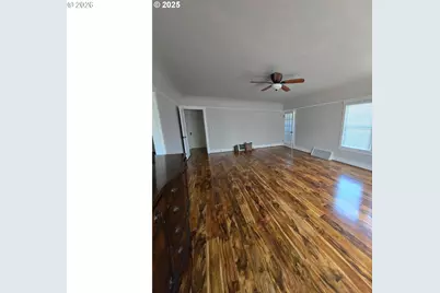 201 N Birch St, Coquille, OR 97423 - Photo 15