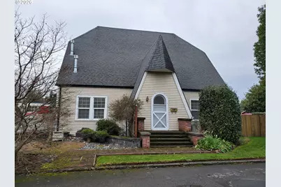 201 N Birch St, Coquille, OR 97423 - Photo 1