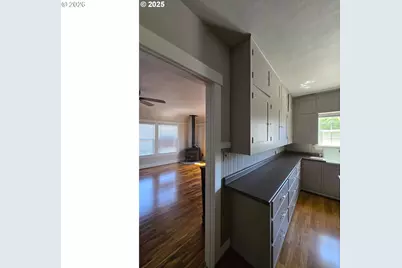 201 N Birch St, Coquille, OR 97423 - Photo 17