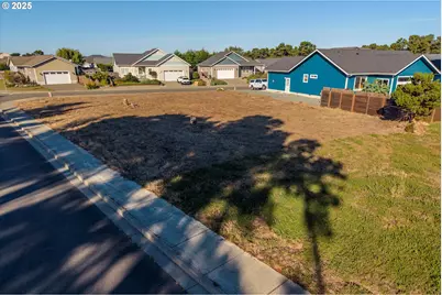 2688 Cascara Ave #800, Bandon, OR 97411 - Photo 5