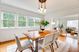 522 NE Royal Ct, Portland, OR 97232 - Photo 9