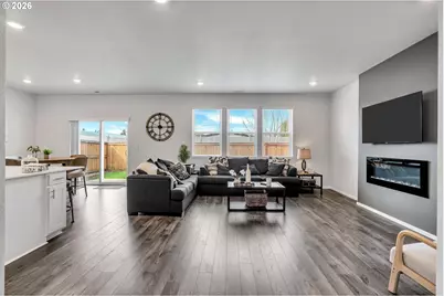 365 Himalaya St NE, Salem, OR 97301 - Photo 9