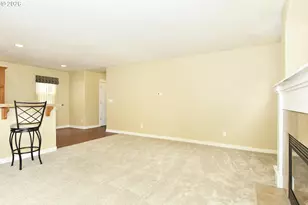 38783 Redwood St, Sandy, OR 97055 - Photo 9