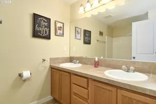 38783 Redwood St, Sandy, OR 97055 - Photo 25