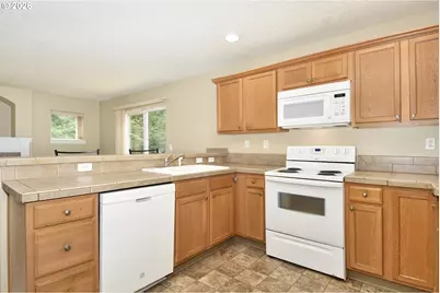 38783 Redwood St, Sandy, OR 97055 - Photo 3