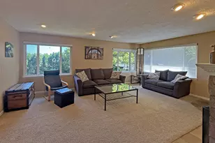 10120 SE Walnut Dr, Happy Valley, OR 97086 - Photo 3