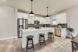 1106 SW Dottie Ct, Troutdale, OR 97060 - Photo 7