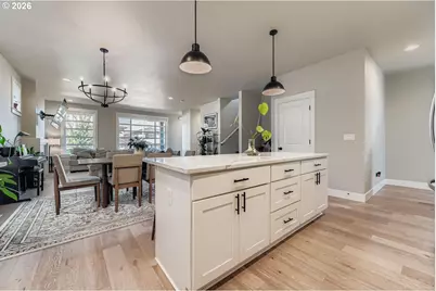 1106 SW Dottie Ct, Troutdale, OR 97060 - Photo 9