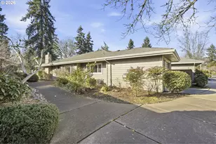 32565 SW Lake Point Ct, Wilsonville, OR 97070 - Photo 3