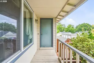 371 NE Village Squire Ave, Gresham, OR 97030 - Photo 5
