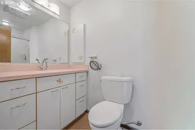 371 NE Village Squire Ave #25, Gresham, OR 97030 - Photo 29