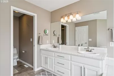 2678 SE Myrtlewood Way, Gresham, OR 97080 - Photo 27