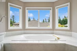 2678 SE Myrtlewood Way, Gresham, OR 97080 - Photo 25