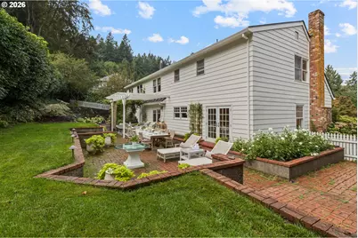 1606 S Carey Ln, Portland, OR 97219 - Photo 5