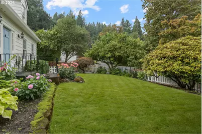 1606 S Carey Ln, Portland, OR 97219 - Photo 3