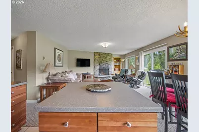 68565 E Fairway Estates Rd, Welches, OR 97067 - Photo 7
