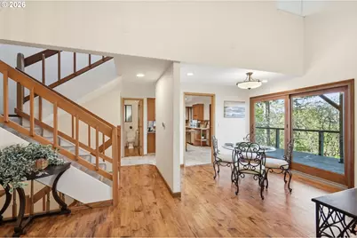 2804 Arline Way, Eugene, OR 97403 - Photo 5