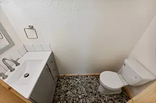 89311 Sutton Lake Dr, Florence, OR 97439 - Photo 9