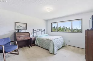 15651 Henrici Rd, Oregon City, OR 97045 - Photo 17