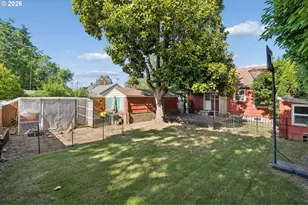 1215 NE 81st Ave, Portland, OR 97213 - Photo 41