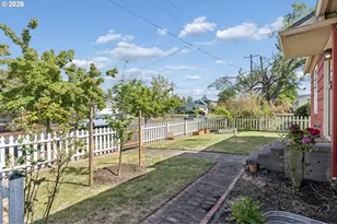 1215 NE 81st Ave, Portland, OR 97213 - Photo 5