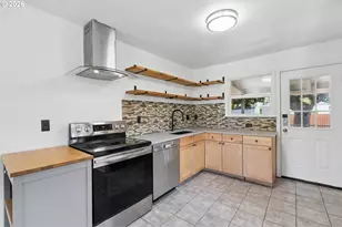 1215 NE 81st Ave, Portland, OR 97213 - Photo 15