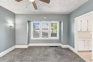 6914 SE 83rd Ave, Portland, OR 97266 - Photo 9
