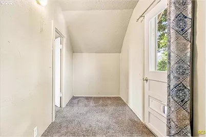 6914 SE 83rd Ave, Portland, OR 97266 - Photo 15