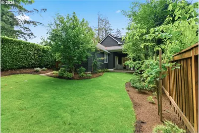 14711 Uplands Dr, Lake Oswego, OR 97034 - Photo 23