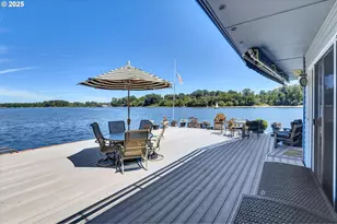 7720 S Macadam Ave, Portland, OR 97219 - Photo 13