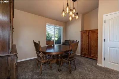 33306 Freds Row Ln, Saint Helens, OR 97051 - Photo 5