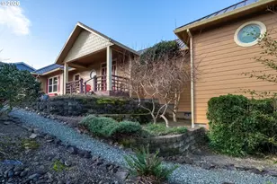 409 Crest Terrace, Rockaway Beach, OR 97136 - Photo 9