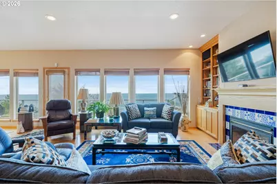 409 Crest Ter, Rockaway Beach, OR 97136 - Photo 15