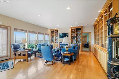 409 Crest Ter, Rockaway Beach, OR 97136 - Photo 13