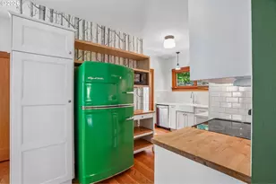 9421 NW Germantown Rd, Portland, OR 97231 - Photo 17
