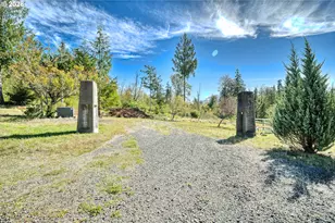 31675 Heikkila Dr, Rainier, OR 97048 - Photo 3