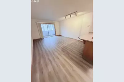 5230 SW 42nd Ave, Portland, OR 97221 - Photo 9