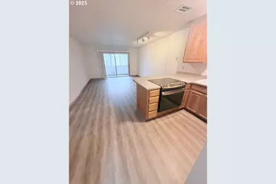 5230 SW 42nd Ave, Portland, OR 97221 - Photo 5